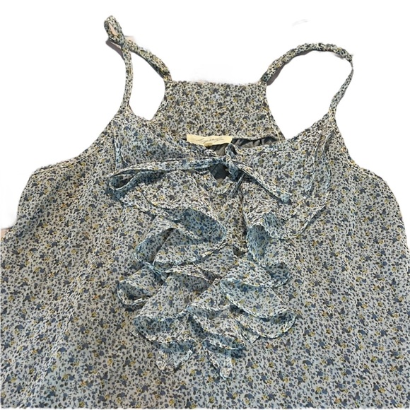 Sugarlips Sleeveless Floral Blouse Tank Top with Ruffle and Tie - Picture 3 of 5